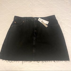 TOPSHOP Black denim skirt